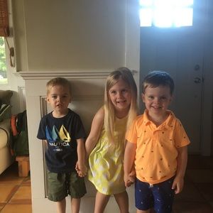 Meet your Posher, Elizabeth